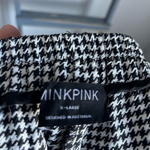 Never been worn but missing button wide leg pants. - Picture 4 of 4